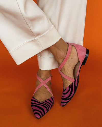 Asilia – Striped Pointed-Toe Sandals