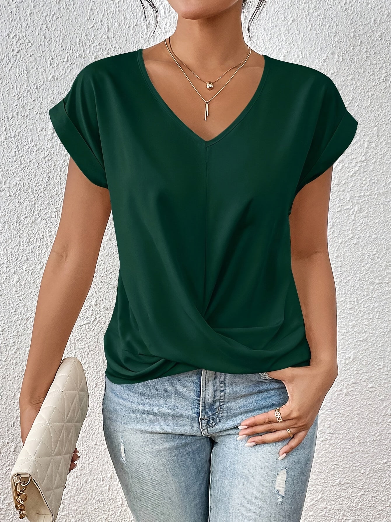 Doreen | Flattering V-Neck Shirt