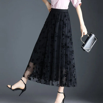 Odette | Chic Tulle Midi Skirt Adorned with Delicate Floral Accents