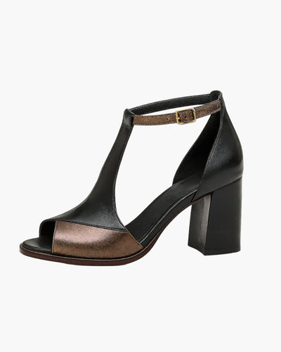 Ursiva – Wide-Heeled Heeled Sandals