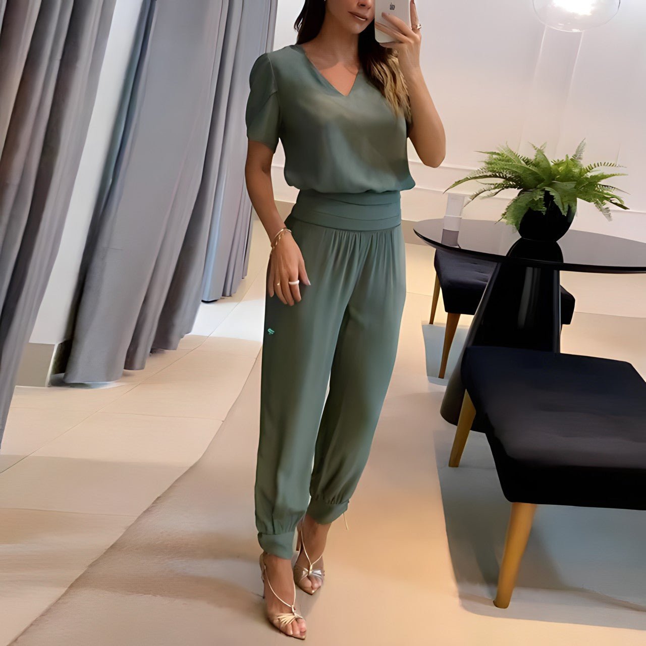 Jackie | Stylish Two-Piece Ensemble