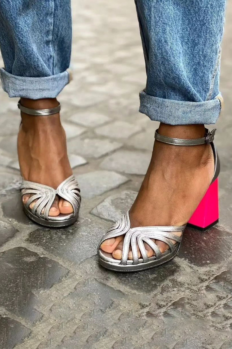 Naelle™ | Glossy sandals with a chunky heel and refined buckle for an elegant style