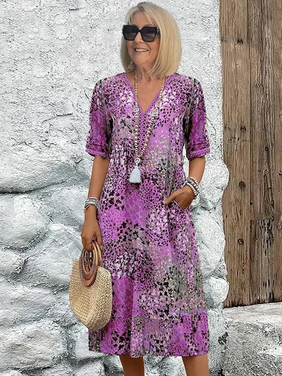 Helen | Chic Maxi Dress Featuring a Whimsical Floral Design